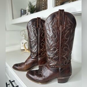 J. Chisholm Drover Series Women’s Embroidered Western Boots Size 9 – Made in USA